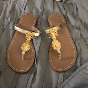 Women’s Size 8 Lilly Pulitzer Pineapple Sandals